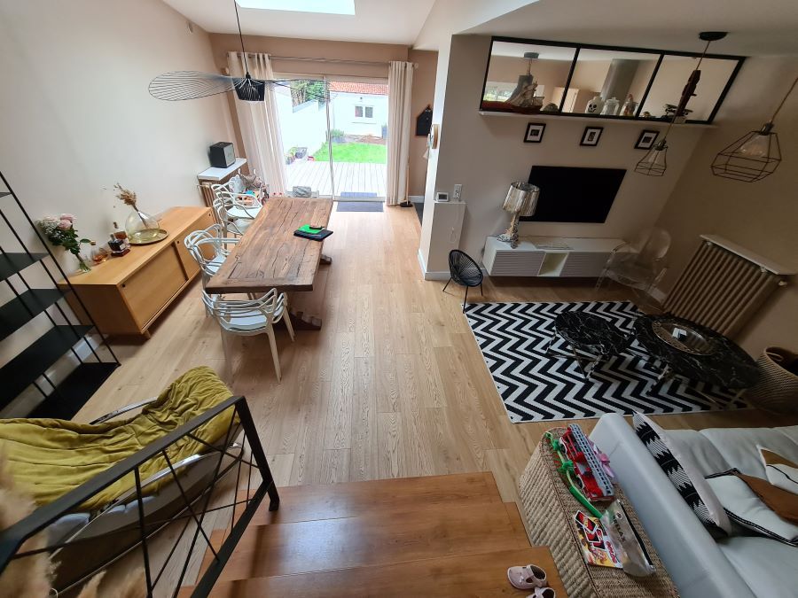 Pose de parquet stratifié à Nantes